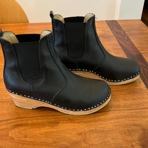 Troentorps Toefelfabrik Women’s Black Leather Clog Boots 39